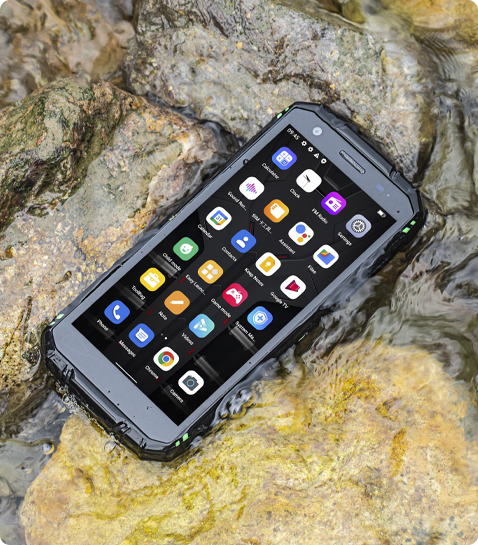 phone underwater image